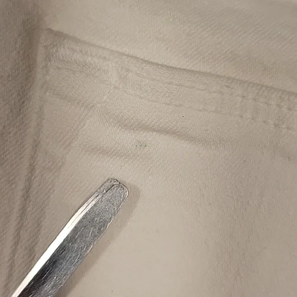 Frame Denim, "Le High Skinny" White Jeans - Picture 12 of 17